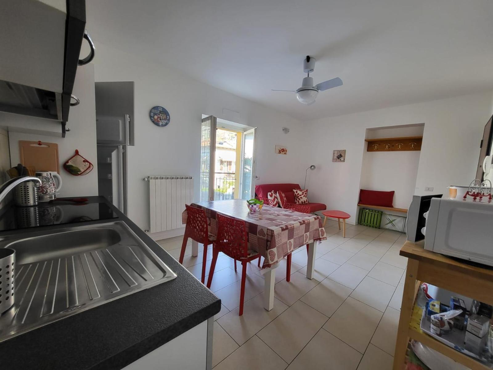 Red Apartment - Residenza Silvana Verbania Dış mekan fotoğraf