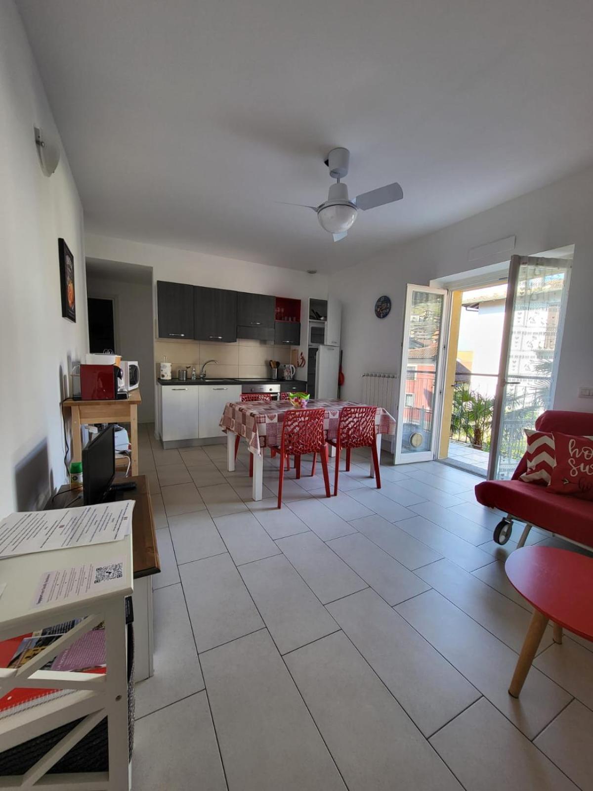 Red Apartment - Residenza Silvana Verbania Dış mekan fotoğraf